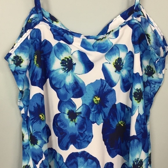 VIOLET + Claire Blue Floral Ruffle Trim Tank Top - Picture 6 of 16